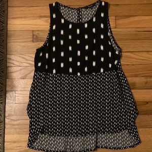 Madewell Black/White Tulip Hem Top w/ Side Vents size Small